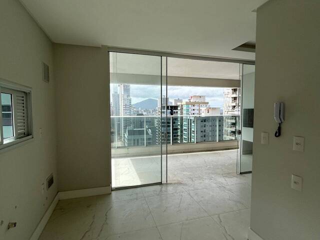 Apartamento para Venda em Itapema - 3