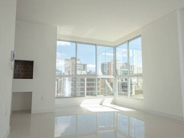 Apartamento para Venda em Itapema - 2