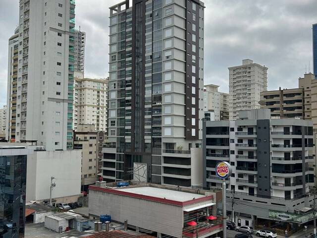 Apartamento para Venda em Itapema - 2