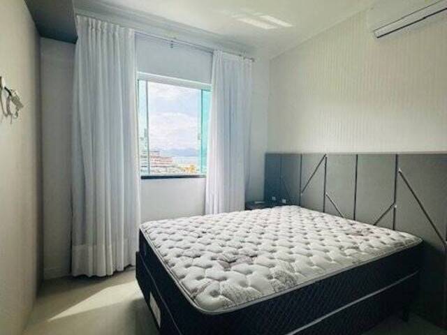 Apartamento para Venda em Itapema - 2