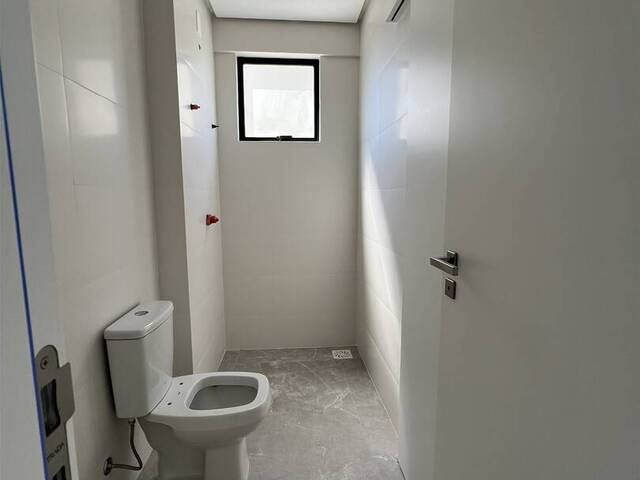 Apartamento para Venda em Itapema - 3