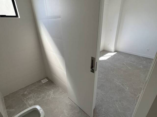 Apartamento para Venda em Itapema - 4