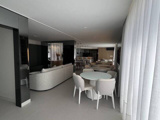 Apartamento para Venda em Itapema - 5