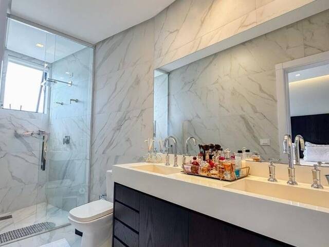 Apartamento para Venda em Itapema - 3