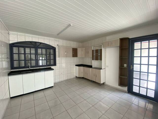 #Ca0078 - Casa para Venda em Itapema - SC - 2