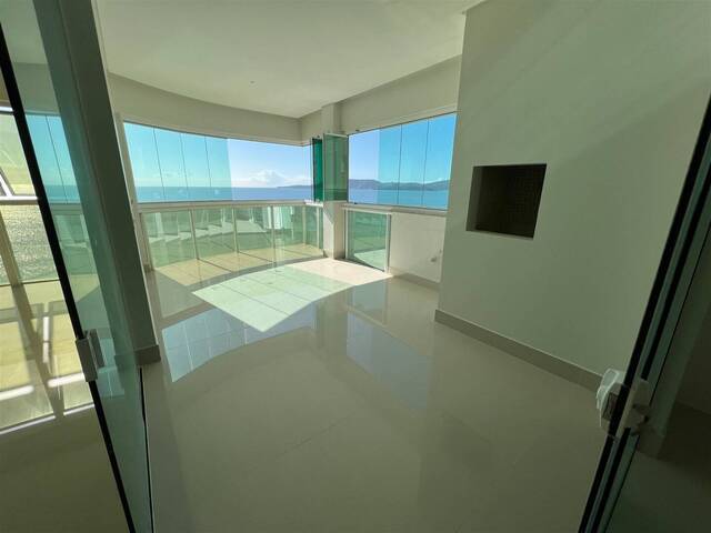 Apartamento para Venda em Itapema - 4
