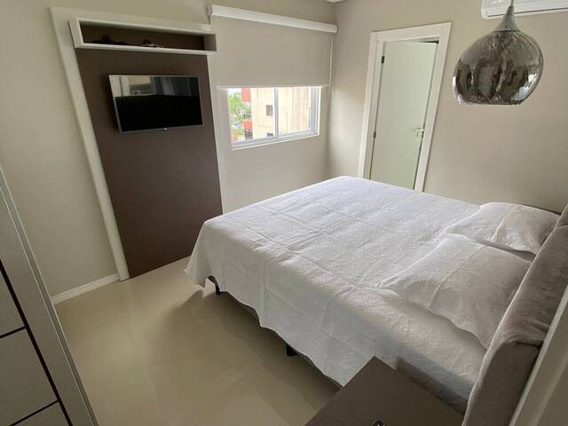 Apartamento para Venda em Itapema - 4