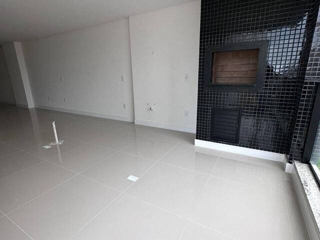 #Ap00129 - Apartamento para Venda em Itapema - SC - 2