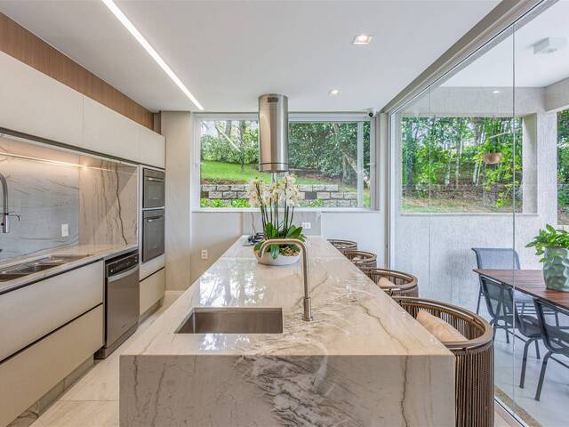 Casa para Venda em Balneário Camboriú - 5