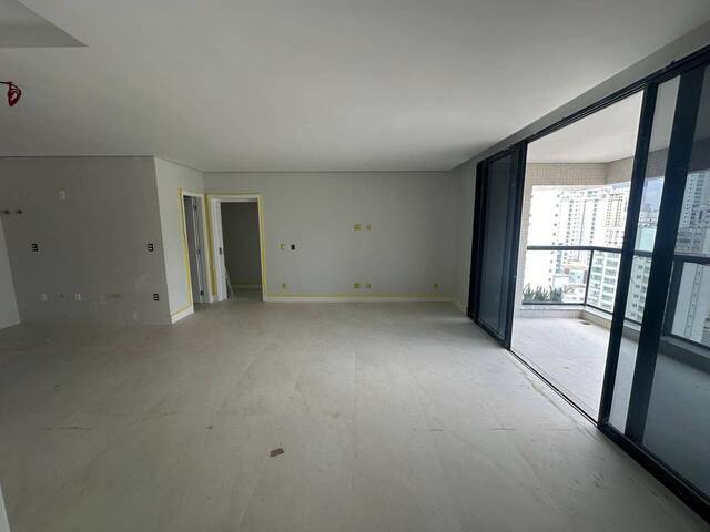 #Ap00168 - Apartamento para Venda em Balneário Camboriú - SC