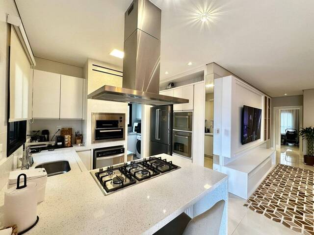 Apartamento para Venda em Balneário Camboriú - 3