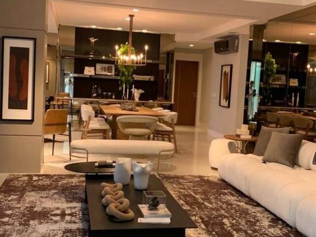 Apartamento para Venda em Balneário Camboriú - 3