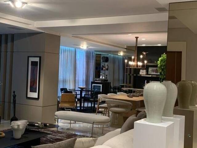 Apartamento para Venda em Balneário Camboriú - 5