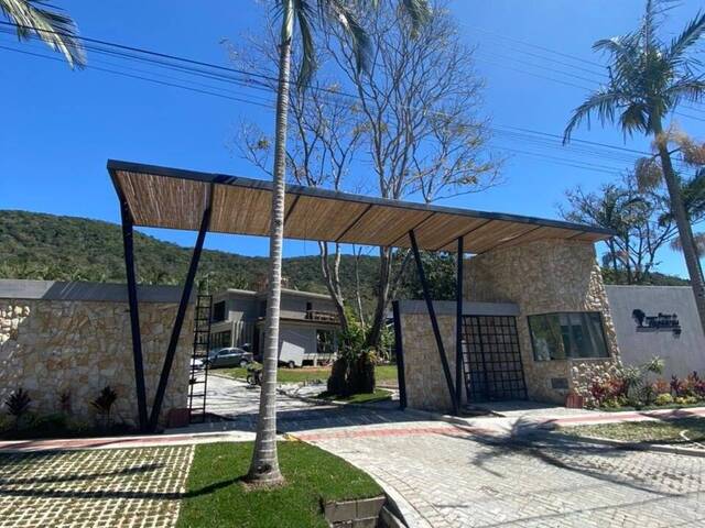 #Ca00194 - Casa para Venda em Balneário Camboriú - SC - 2