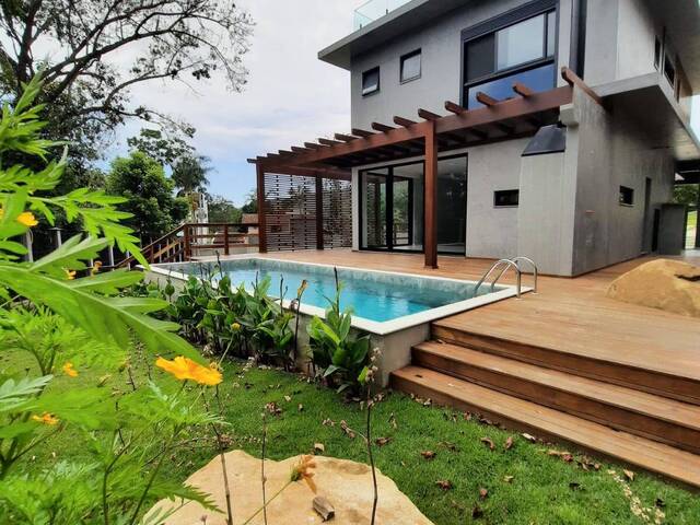 #Ca00194 - Casa para Venda em Balneário Camboriú - SC - 1