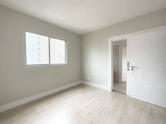 Apartamento para Venda em Balneário Camboriú - 4