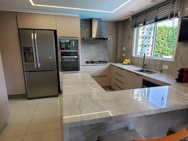 #Ca00202 - Casa para Venda em Balneário Camboriú - SC - 3