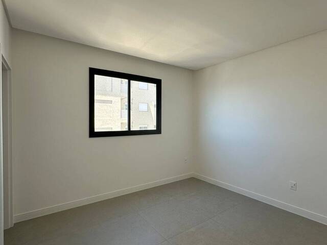 Apartamento para Venda em Itapema - 5