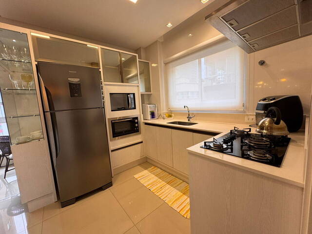 Apartamento para Venda em Itapema - 4