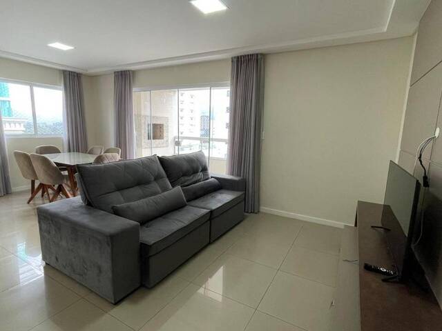 Apartamento para Venda em Itapema - 4