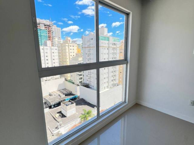 Apartamento para Venda em Itapema - 2